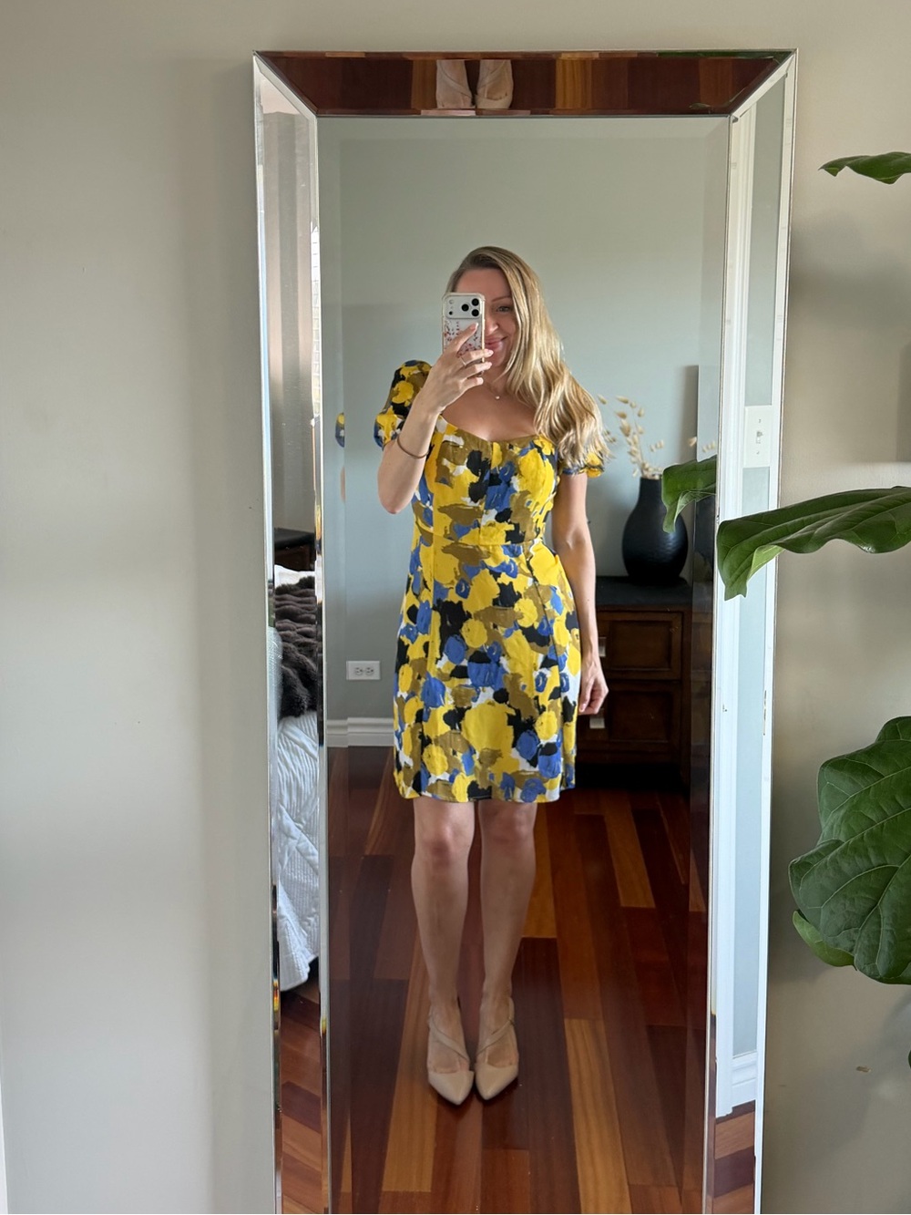 Neiman Marcus patterned dress size 8